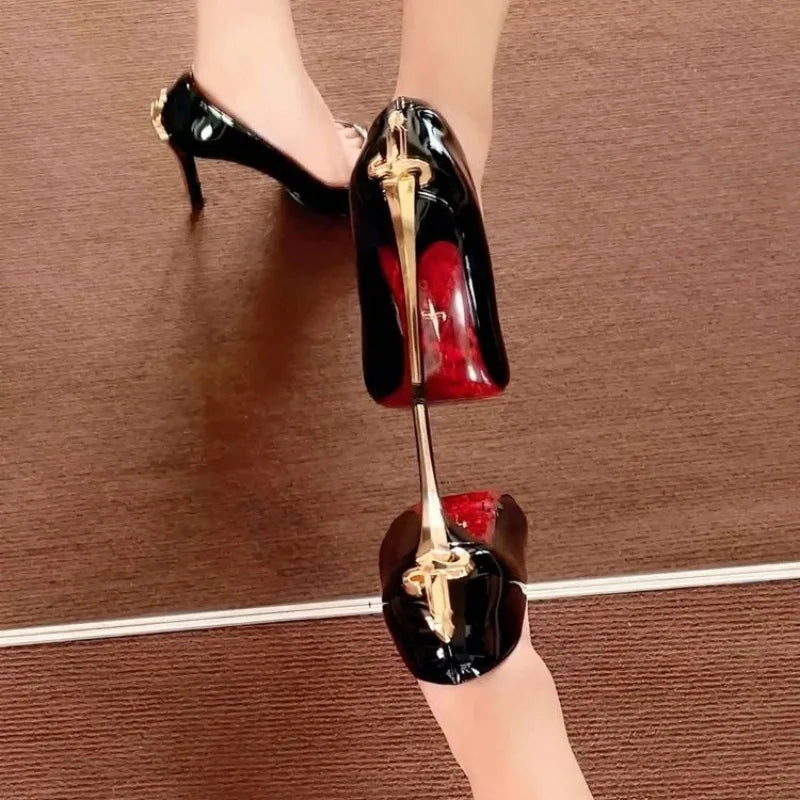 High heels women 2026 new European and American style fine heel pointed toe shoes shallow patent leather single shoes