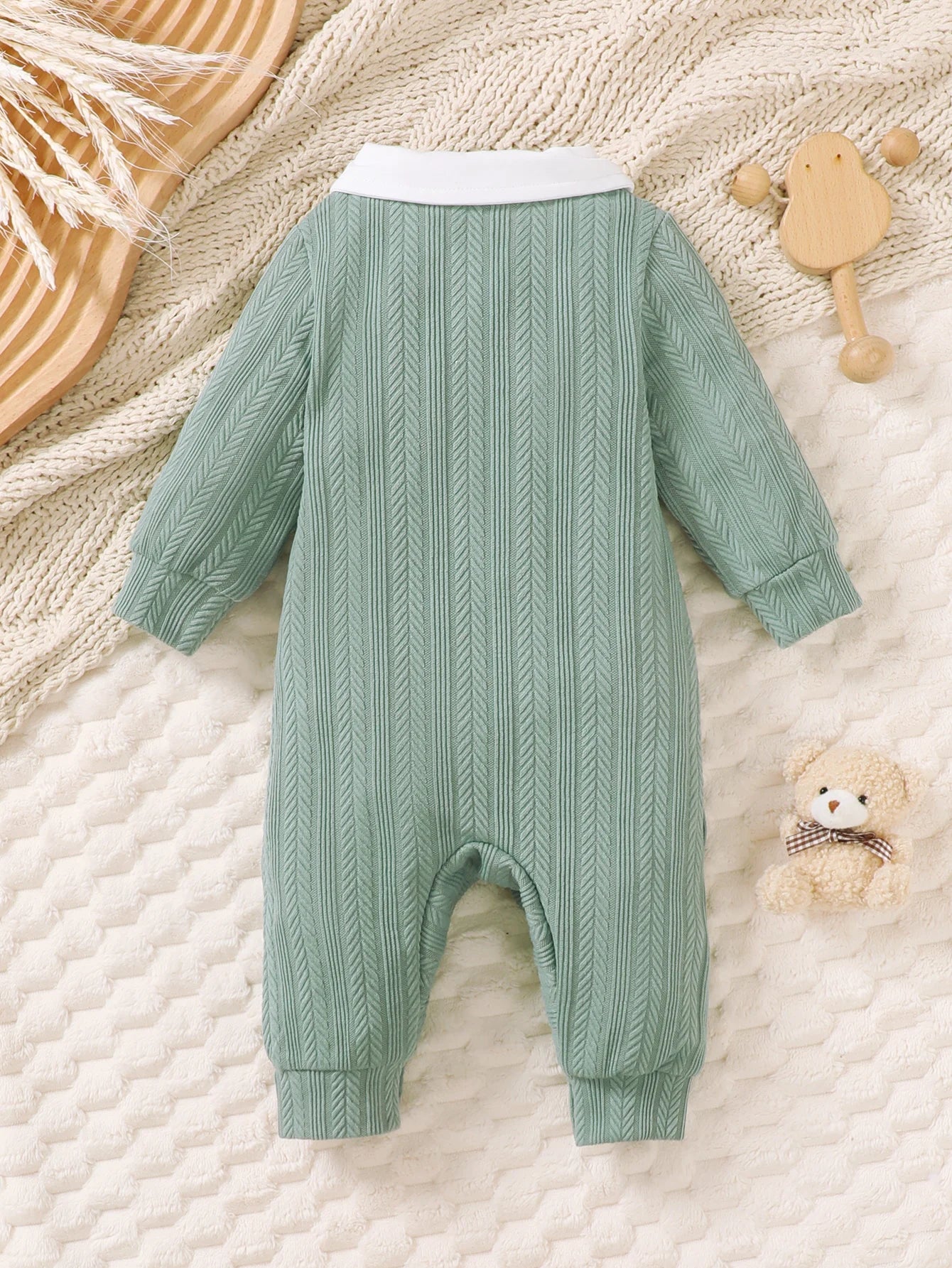 Baby Clothing Baby boy Bodysuit lapel Bow Spring and Autumn Long sleeved Bodysuit  suitable for Male babies aged 0-18 Months