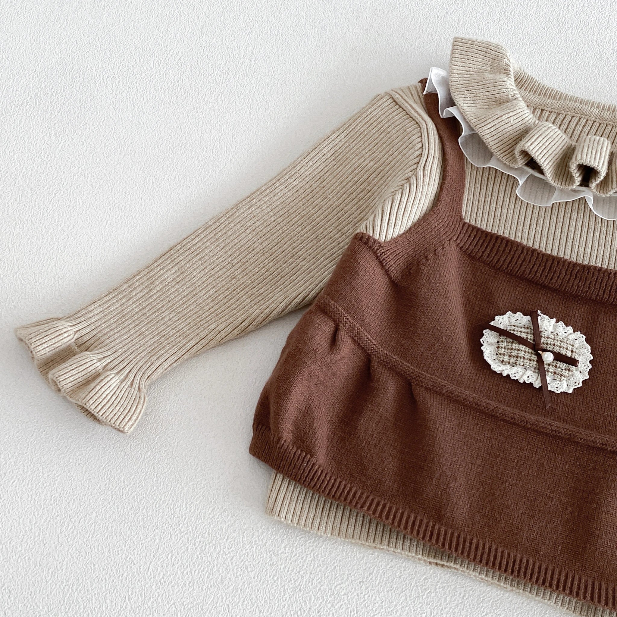 2026 New Autumn and Winter baby Sweater for Girls, Knit Top with doll Neckline, Stylish Upper Wear