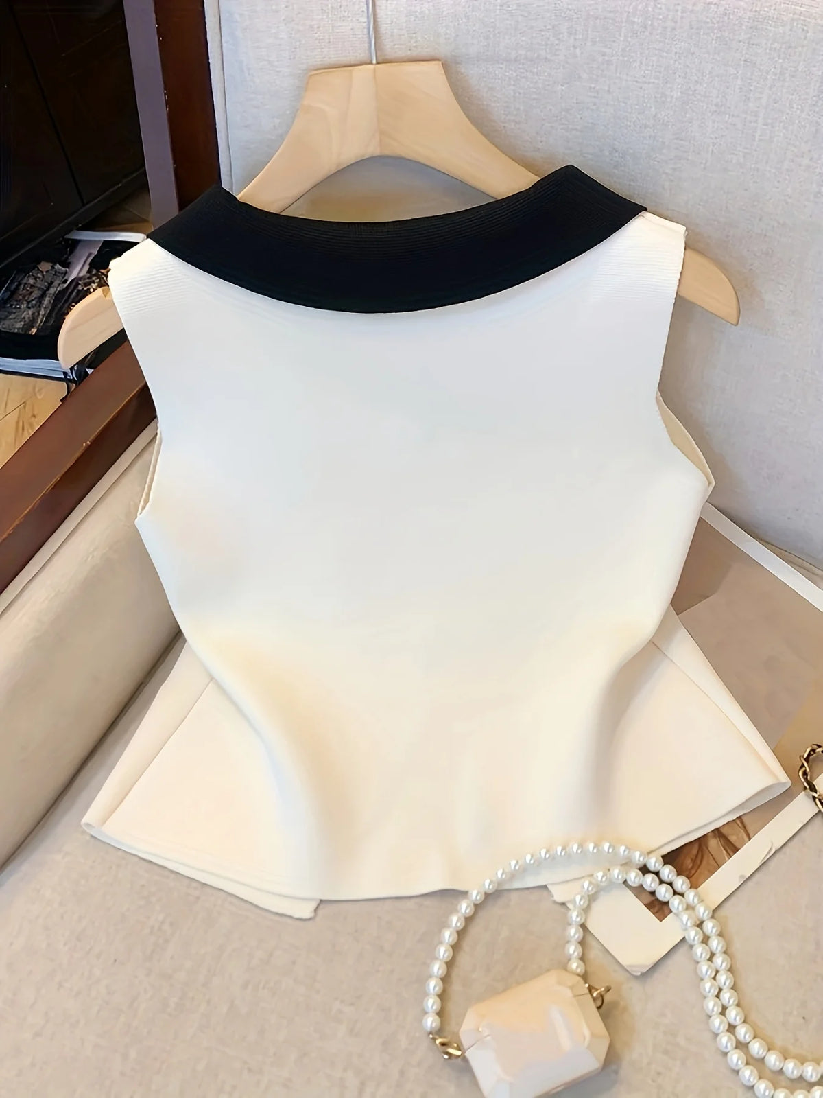 Dual Tone V-Neck Knit Vest for Women Chic Spring/Summer/Fall Sleeveless Top with Decorative Buttons Pearls Casual Sophisticated