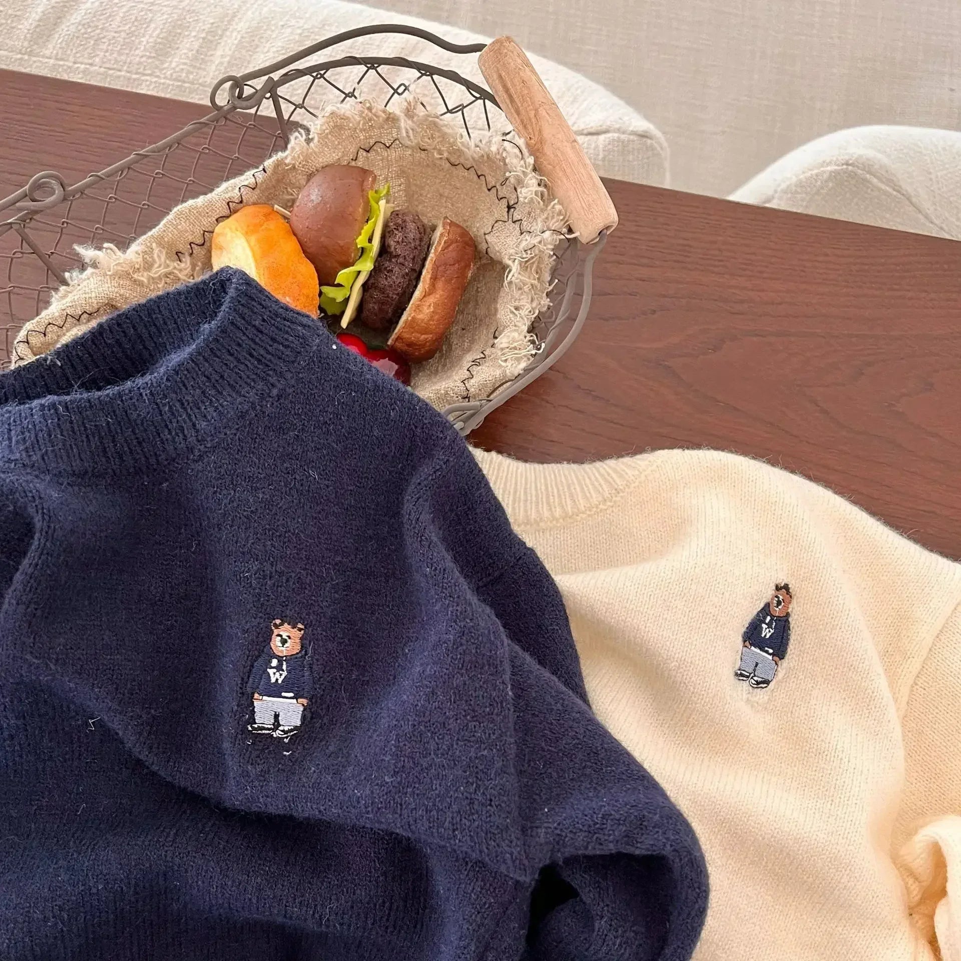 Kids' Sweater 2023Autumn New Boys and Girls Cartoon Sweater Baby Low Collar Bear Sweater Trendy Net Red Fashion