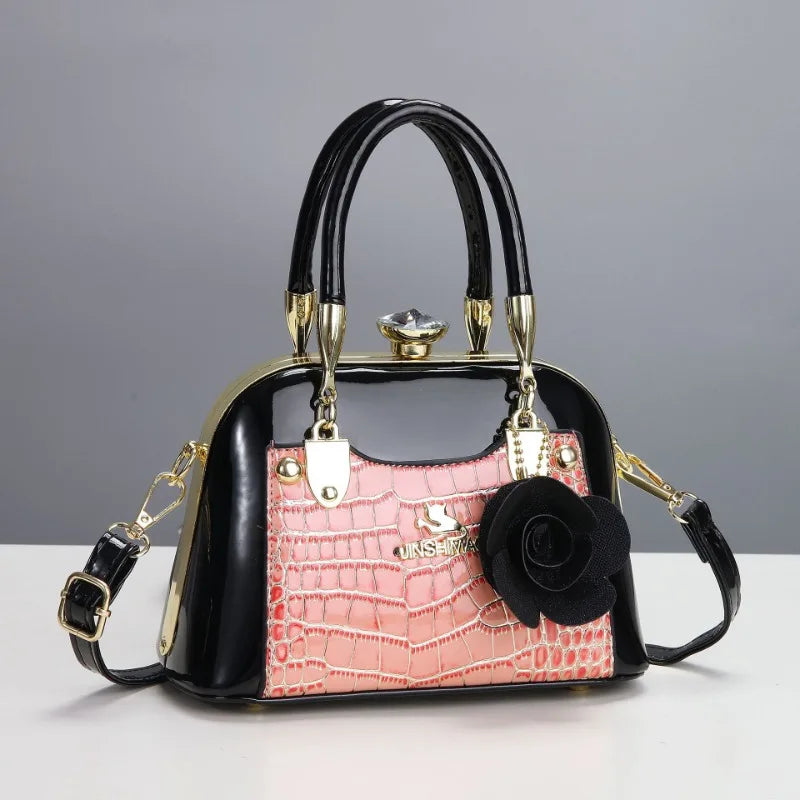 Elegant Clutch Bag New 2025 Luxury Banquet Bags with Rose Pendant Women Luxury Evening Handbags Party Clutches Shoulder Bags