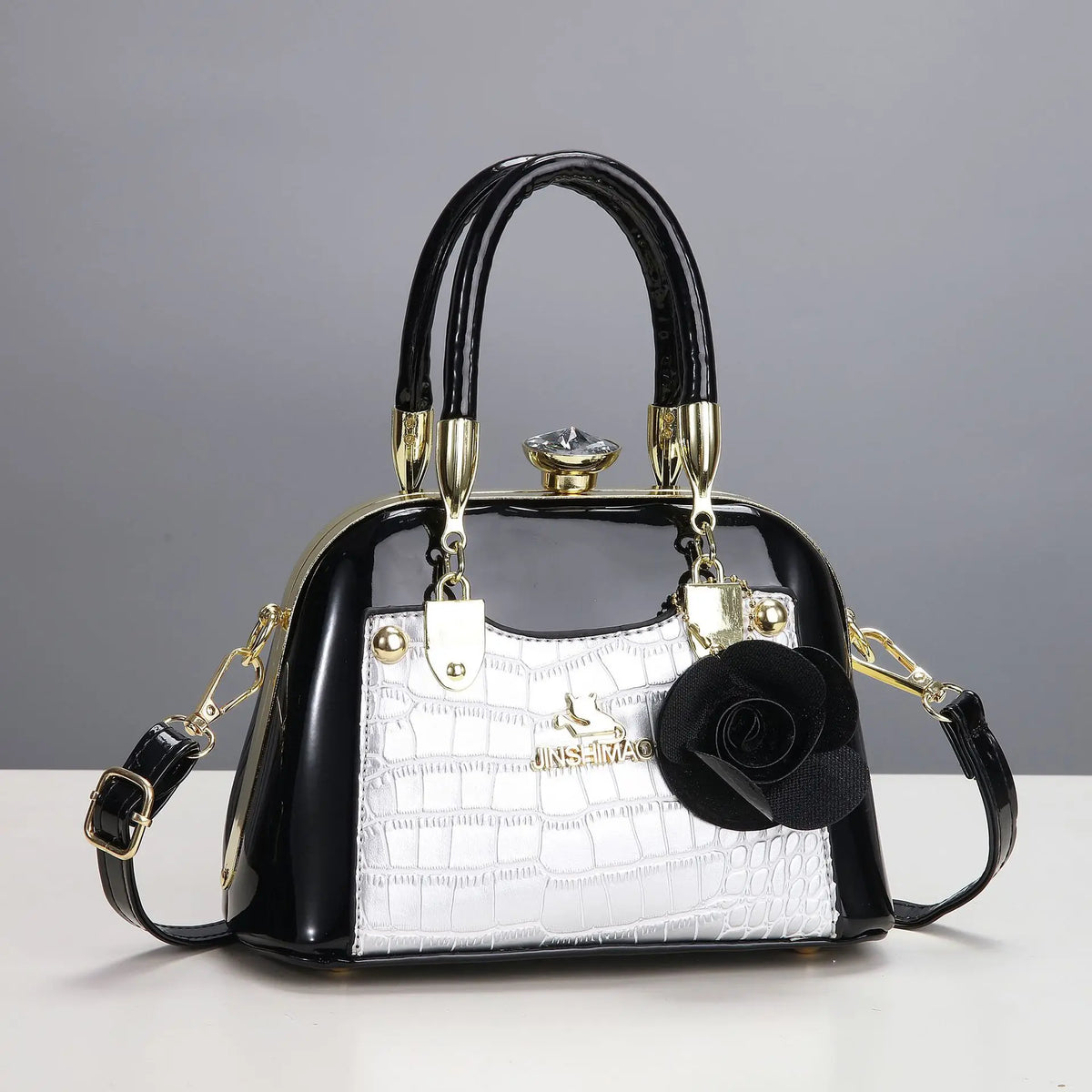 Elegant Clutch Bag New 2025 Luxury Banquet Bags with Rose Pendant Women Luxury Evening Handbags Party Clutches Shoulder Bags